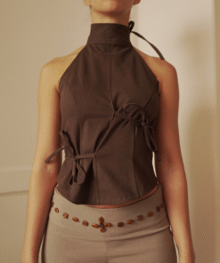 Top asimétrico ◦ Café ◦ Talla XS