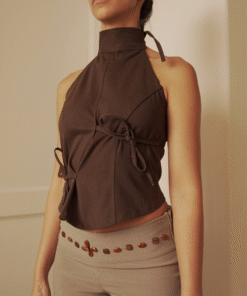 Alternative view of Top asimétrico ◦ Café ◦ Talla XS