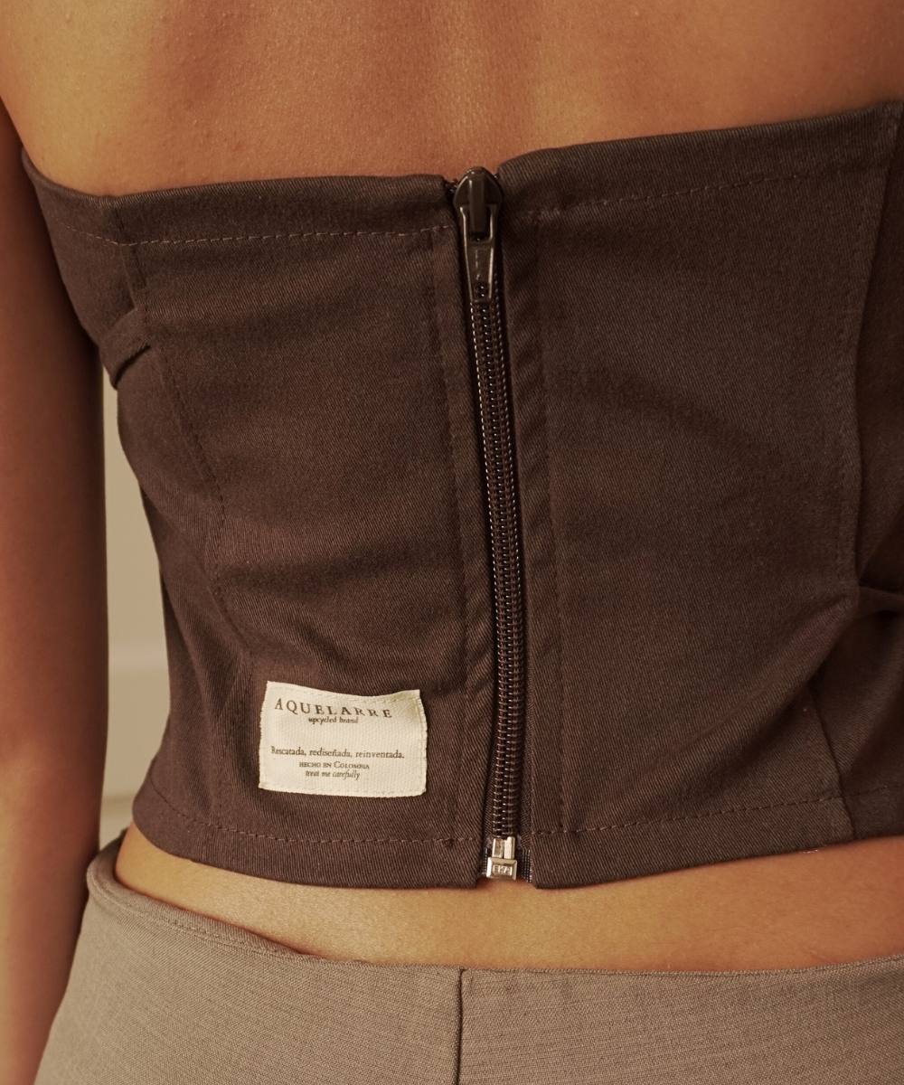 Top asimétrico ◦ Café ◦ Talla XS - Image 3