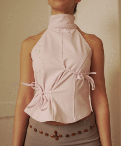 Top asimétrico ◦ Rosado ◦ Talla XS